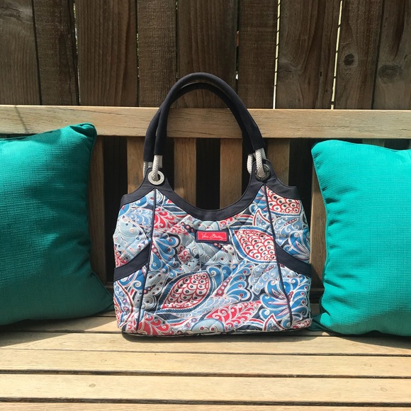 Vera Bradley Handbags - VERA BRADLEY tote w/ 5 pockets and snap closure